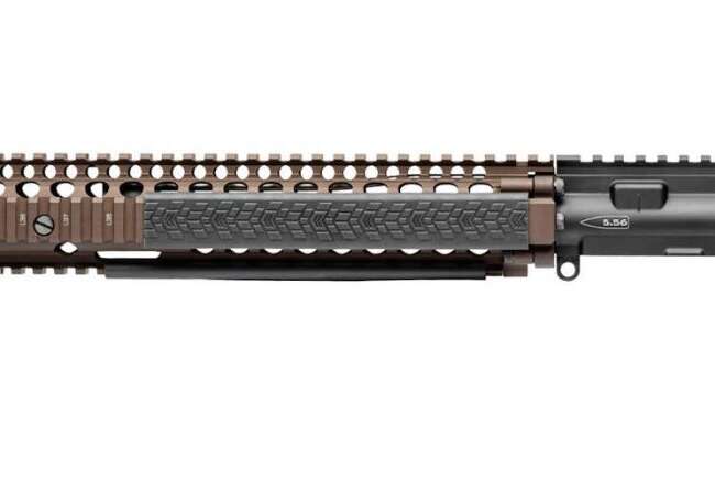 DANIEL DEFENSE M4A1 URG 5.56MM 14.5" FDE