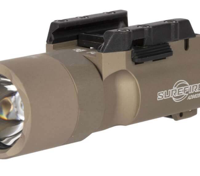 SUREFIRE X300 ULTRA LED LGHT TAN 1000LM