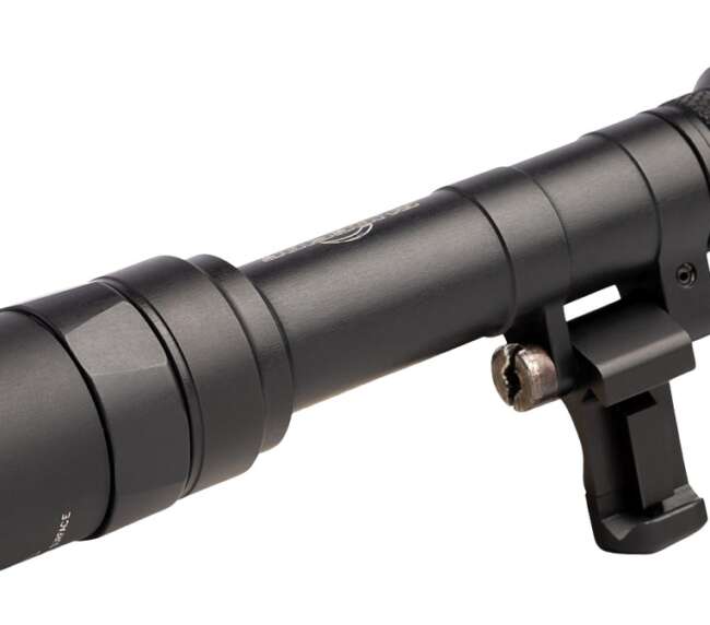 SUREFIRE M640 SCOUT SWVL LGHT BLK 700LM